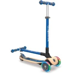 GLOBBER Primo Wood Mit Leuchtrollen, Scooter -Spielzeugwelt Verkauf GLOBBER Primo Wood mit Leuchtrollen Scooter@@1so7gp05 8